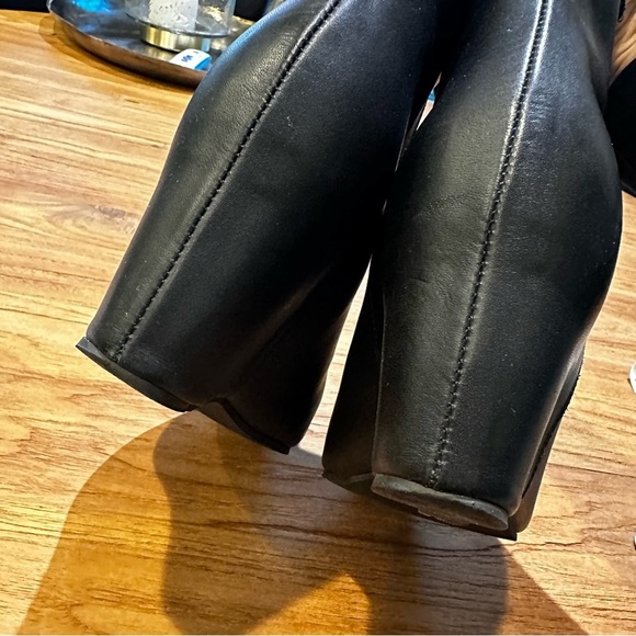 MM6 Maison Margiela Women’s Hidden Wedge Heel Booties Leather Tan Black Neutral - Picture 8 of 8